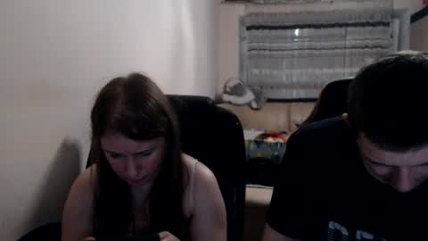 Snapshot of jenisandpeter chatting on 07/07/26, 07:40 JenisAndPeter online show from 07/07/26, 07:40