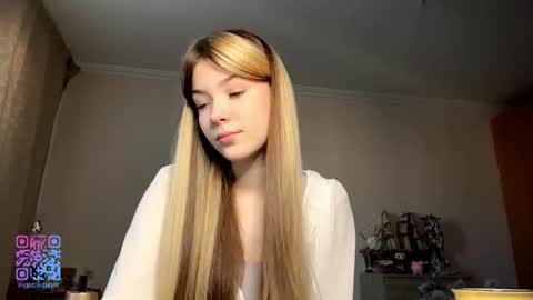 Hey EveryoneIm Kimi  Glad to see you in my room We almost hit 10 Thumb up in one day   online show from 02/04/26, 01:17