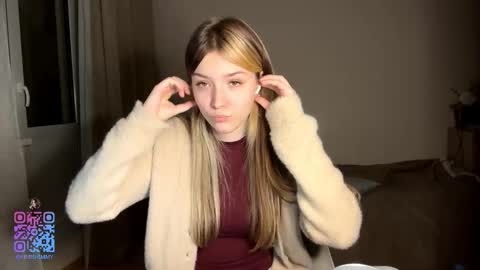 Hey EveryoneIm Kimi  Glad to see you in my room We almost hit 10 Thumb up in one day   online show from 02/12/26, 04:02