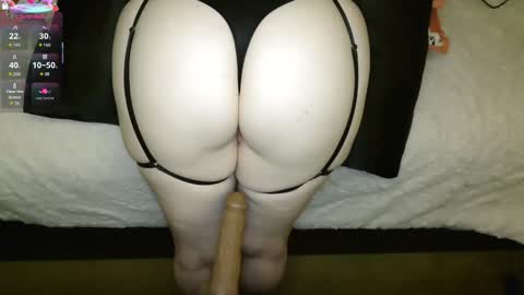 Snapshot of jenitaylia chatting on 04/01/26, 10:38 jenitaylia online show from 04/01/26, 10:38