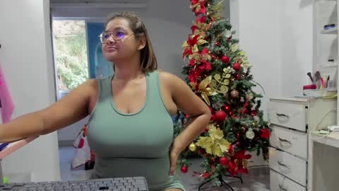 jenn online show from 12/09/24, 10:20