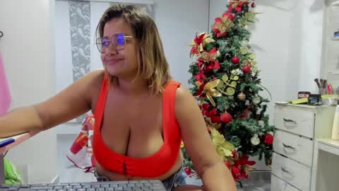 jenn online show from 12/12/24, 11:36