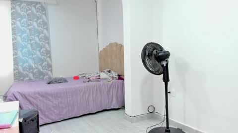 jenn online show from 01/24/25, 06:35