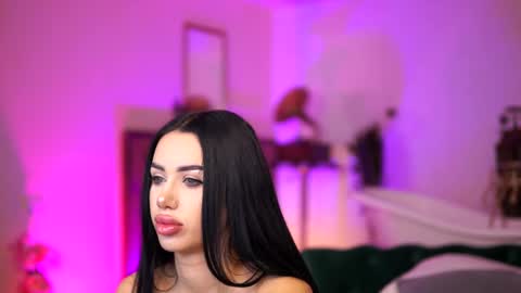 Snapshot of jenna_day chatting on 03/01/25, 06:03 jenna_day online show from 03/01/25, 06:03