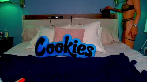 Snapshot of jennaaftermidnight chatting on 04/22/26, 12:13 Jenna J. Morrison online show from 04/22/26, 12:13