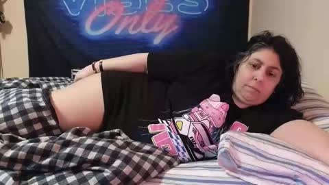  Dragon Queen. Be my Dragon --  and  online show from 12/18/25, 03:23