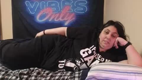 Snapshot of jennabrady chatting on 04/22/26, 10:00 Dragon Queen. Be my Dragon -- and online show from 04/22/26, 10:00