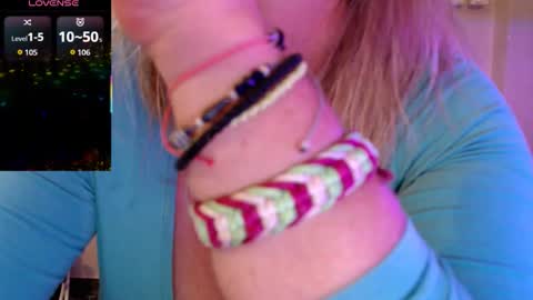 Snapshot of jennadeluxe chatting on 01/09/26, 09:34 Jenna online show from 01/09/26, 09:34