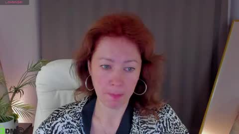 Snapshot of jennali1 chatting on 04/15/26, 04:08 Jenna online show from 04/15/26, 04:08