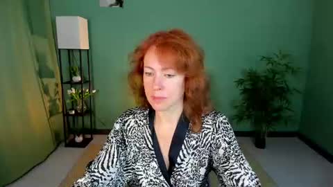 Snapshot of jennali1 chatting on 06/26/26, 04:06 Jenna online show from 06/26/26, 04:06