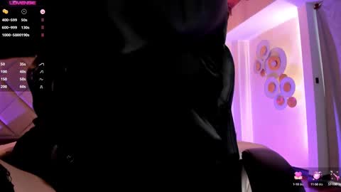 Snapshot of jennaolson chatting on 03/04/25, 09:43 Jenna Olson online show from 03/04/25, 09:43