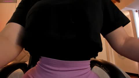 Jenna Olson  online show from 01/18/26, 05:28