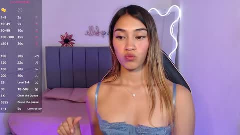 Snapshot of jenner_tay chatting on 05/22/26, 03:02 jenner online show from 05/22/26, 03:02
