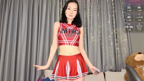 jennie_cutie online show from 12/25/24, 10:48