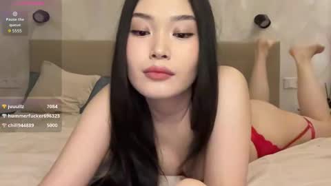 jennie_yung online show from 12/19/25, 11:34