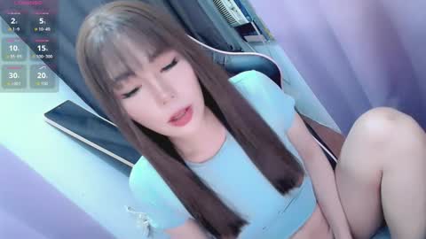 Snapshot of jenniethetg69 chatting on 11/09/25, 04:44 jennie online show from 11/09/25, 04:44