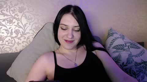 Helen online show from 12/30/24, 12:43