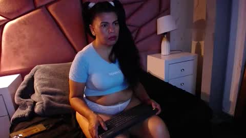 Snapshot of jennifer_0717 chatting on 02/02/26, 11:42 Jennifer online show from 02/02/26, 11:42