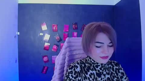 Jennifer online show from 02/03/26, 06:51