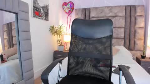 jennifer_garciia online show from 02/28/26, 08:43