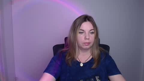 Jennifer online show from 09/11/25, 06:08