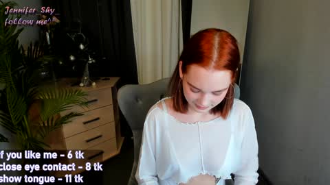 Jennifer online show from 12/13/24, 01:33