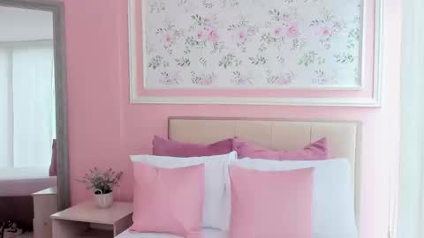 Snapshot of jennifer_snow_ chatting on 09/17/25, 05:14 Jenifer online show from 09/17/25, 05:14