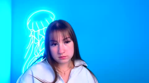 Jennifer online show from 12/22/24, 09:33