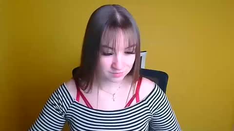 Jennifer online show from 01/04/25, 07:24