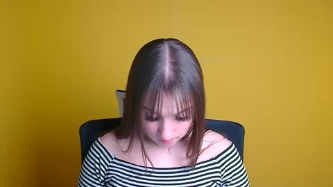 Jennifer online show from 01/04/25, 04:32