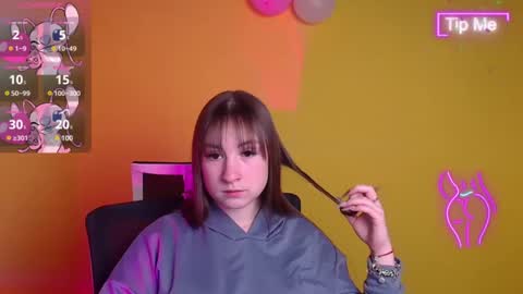 Jennifer online show from 02/25/25, 09:53