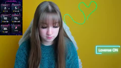 Jennifer online show from 12/03/25, 06:43