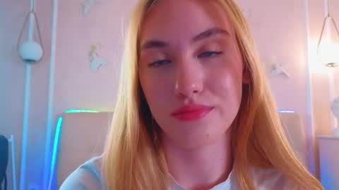 Snapshot of jennifercamprell chatting on 04/15/26, 07:58 jennifercamprell online show from 04/15/26, 07:58