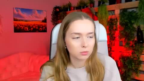 Jennifer online show from 10/31/25, 05:14