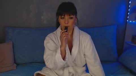 jenniferjay801880956088 online show from 12/21/24, 09:01