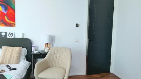 Snapshot of jenniferleee chatting on 02/23/25, 07:33 Jenny online show from 02/23/25, 07:33