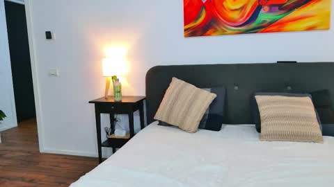 Snapshot of jenniferleee chatting on 10/06/25, 08:17 Jenny online show from 10/06/25, 08:17