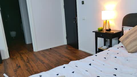 Snapshot of jenniferleee chatting on 10/16/25, 07:59 Jenny online show from 10/16/25, 07:59