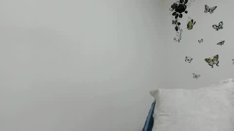 Snapshot of jenniferloveyou chatting on 07/15/26, 11:10 jenniferloveyou online show from 07/15/26, 11:10