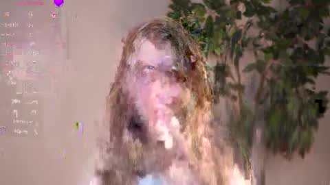 Snapshot of jenniferrakow chatting on 04/22/26, 07:22 Sofia online show from 04/22/26, 07:22