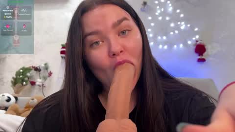 Mila online show from 12/25/24, 04:12