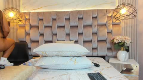 Snapshot of jennsexy_ chatting on 01/30/25, 11:13 Jennsexy online show from 01/30/25, 11:13