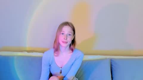 Snapshot of jenny_angelok chatting on 03/21/26, 02:09 Next broadcast on December 05 subject to change online show from 03/21/26, 02:09