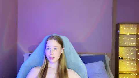 Snapshot of jenny_angelok chatting on 04/21/26, 12:33 Next broadcast on December 05 subject to change online show from 04/21/26, 12:33