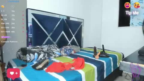 Snapshot of jenny_cherryy chatting on 12/18/25, 10:10 jenny_cherryy online show from 12/18/25, 10:10