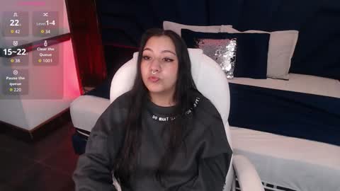 Snapshot of jenny_golden1 chatting on 11/26/25, 12:39 Jenny online show from 11/26/25, 12:39