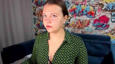 Snapshot of jenny_jimmy chatting on 09/14/25, 11:59 Jenny online show from 09/14/25, 11:59
