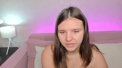 Snapshot of jenny_jimmy chatting on 12/02/25, 02:28 Jenny online show from 12/02/25, 02:28