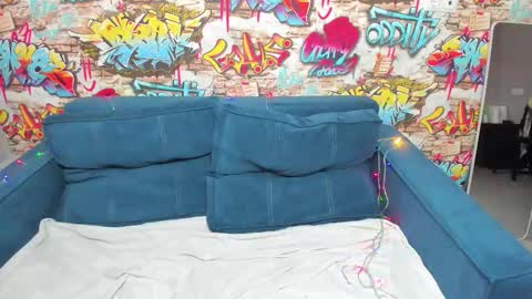 Jenny online show from 01/14/26, 01:22