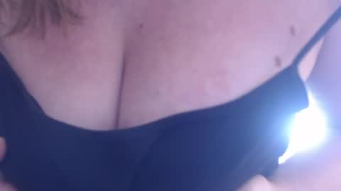 Snapshot of jenny_oliviawow chatting on 04/09/26, 08:42 All the most interesting in private. my room for my smile online show from 04/09/26, 08:42